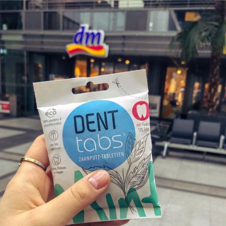 A pack of DENT tabs (with fluoride)