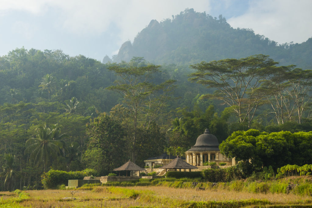 Amanjiwo, Indonesia - Dalem Jiwo Suite and the Menorah Hills